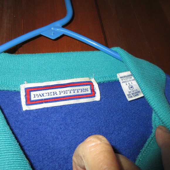 PACER PETITES Long Sleeve Pullover Top PM - Picture 2 of 3